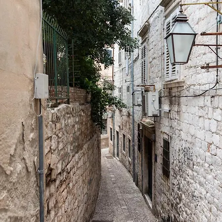 Located Duplex Appartement *